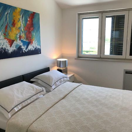 Apartments Victoria Privlaka プリヴラカ エクステリア 写真